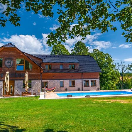Ranch Jestrebice Hotel Hermanicky Bagian luar foto