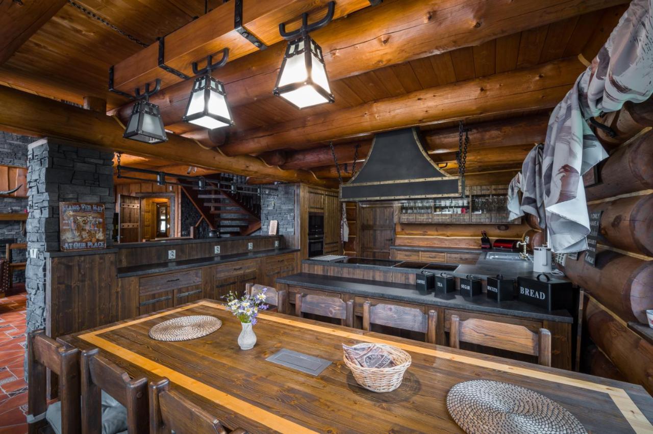 Ranch Jestrebice Hotel Hermanicky Bagian luar foto