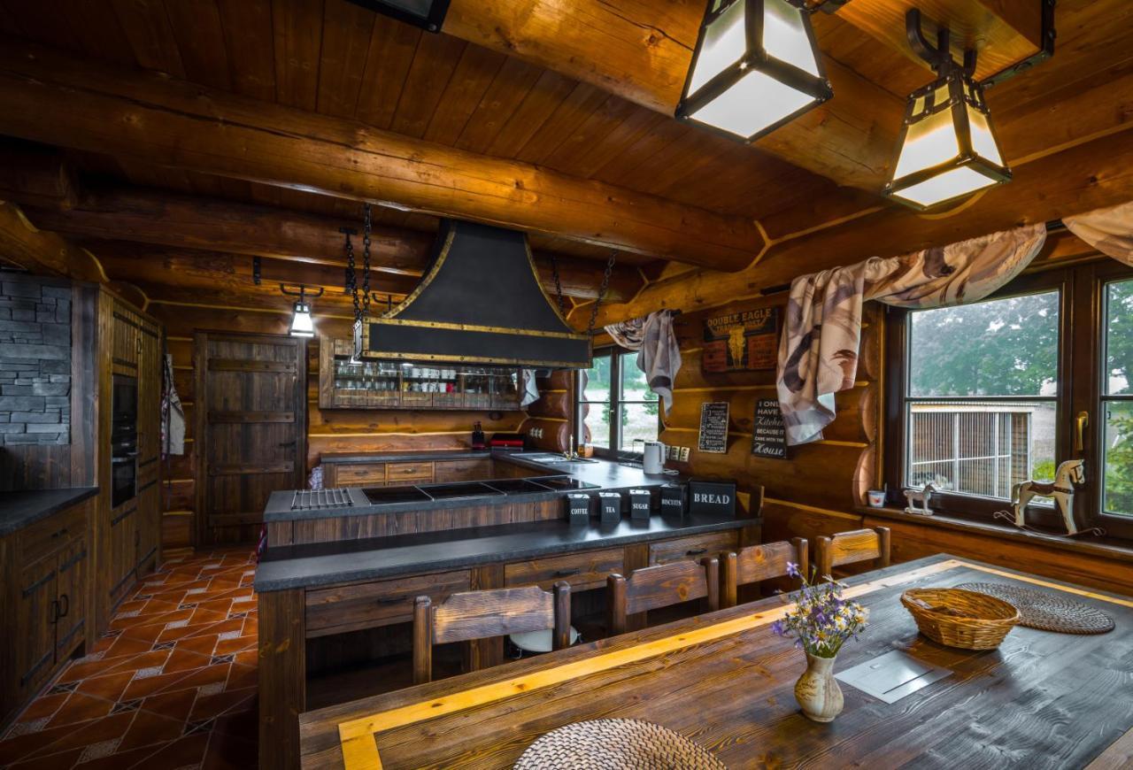 Ranch Jestrebice Hotel Hermanicky Bagian luar foto