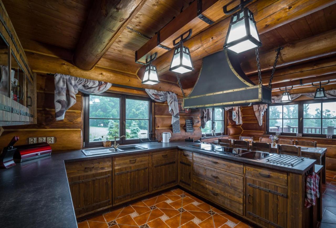 Ranch Jestrebice Hotel Hermanicky Bagian luar foto
