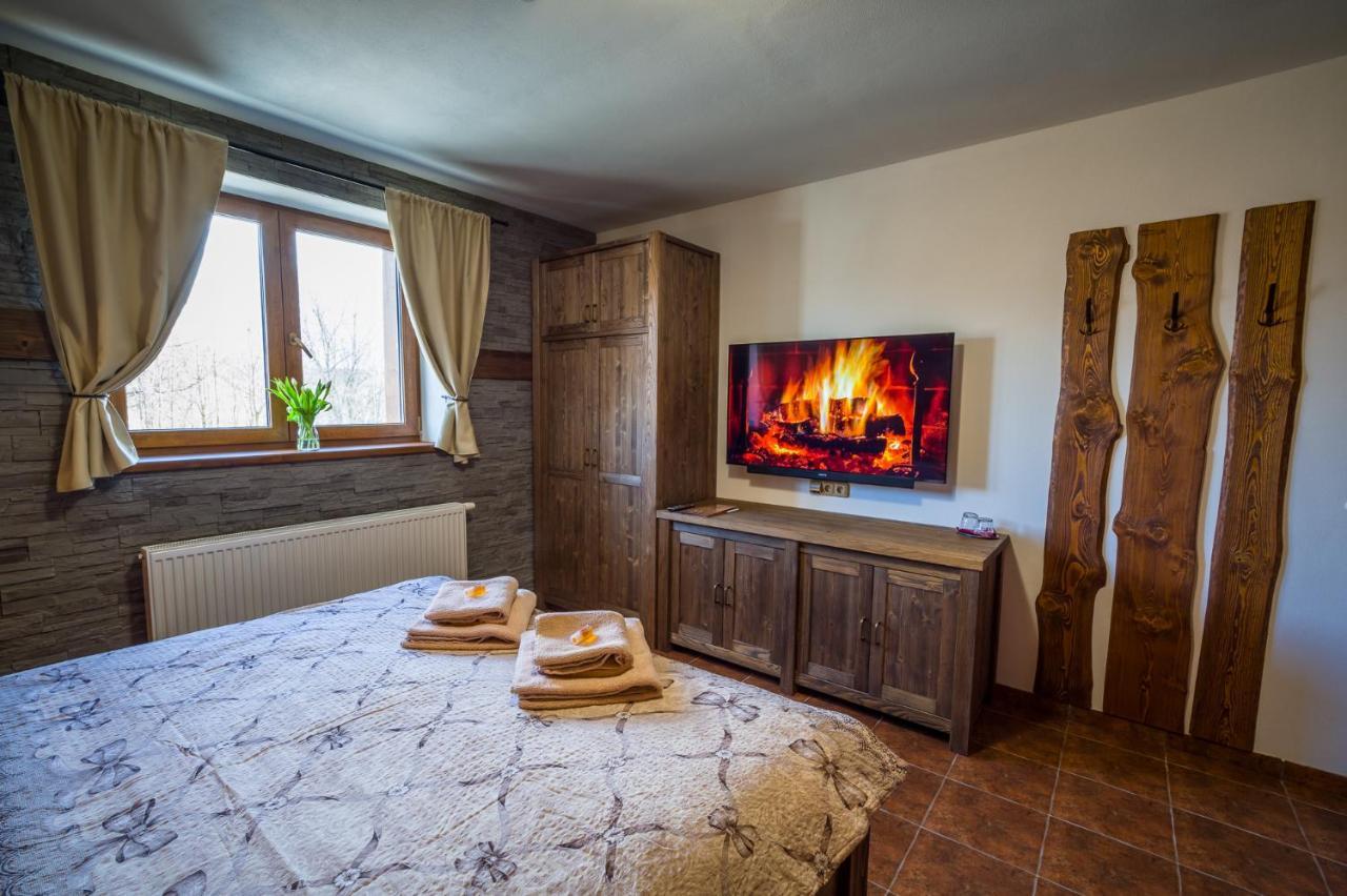 Ranch Jestrebice Hotel Hermanicky Bagian luar foto