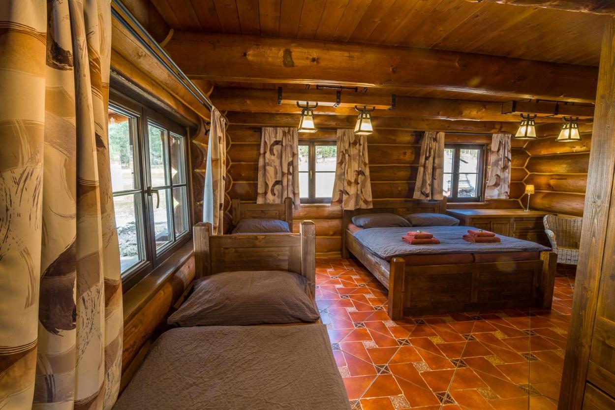 Ranch Jestrebice Hotel Hermanicky Bagian luar foto